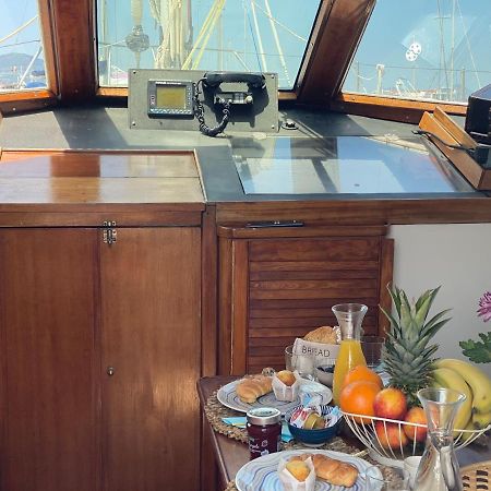 Sailing Nights Boat&Breakfast Hotell Alghero Exteriör bild