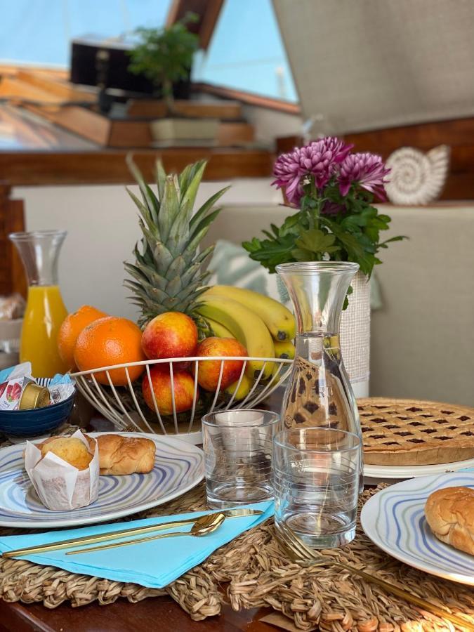 Sailing Nights Boat&Breakfast Hotell Alghero Exteriör bild